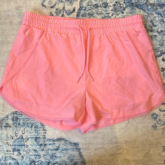 Women’s large Zyia active shorts in pink - Picture 1 of 6